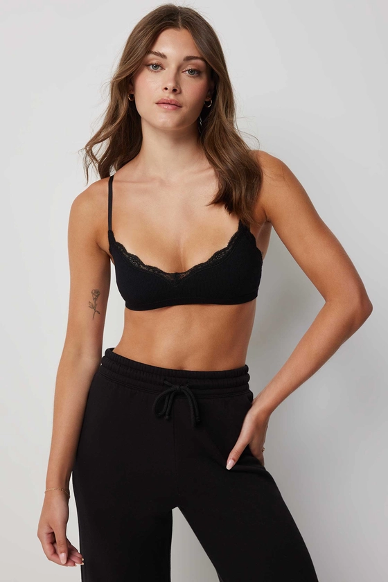 Lace Trim Seamless Bralette | Ardene