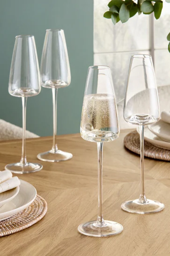 Set of 4 Clear Tapered Champagne Flutes