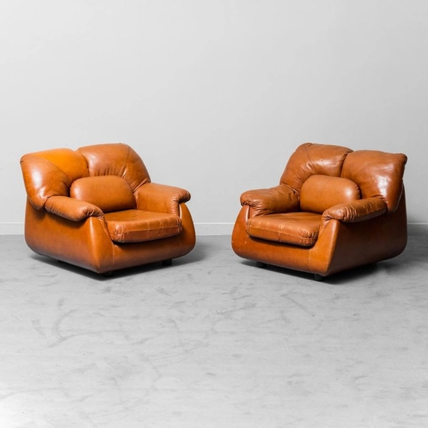 Pair Of Vintage 70s Brown Leather Armchairs | Vinterior
