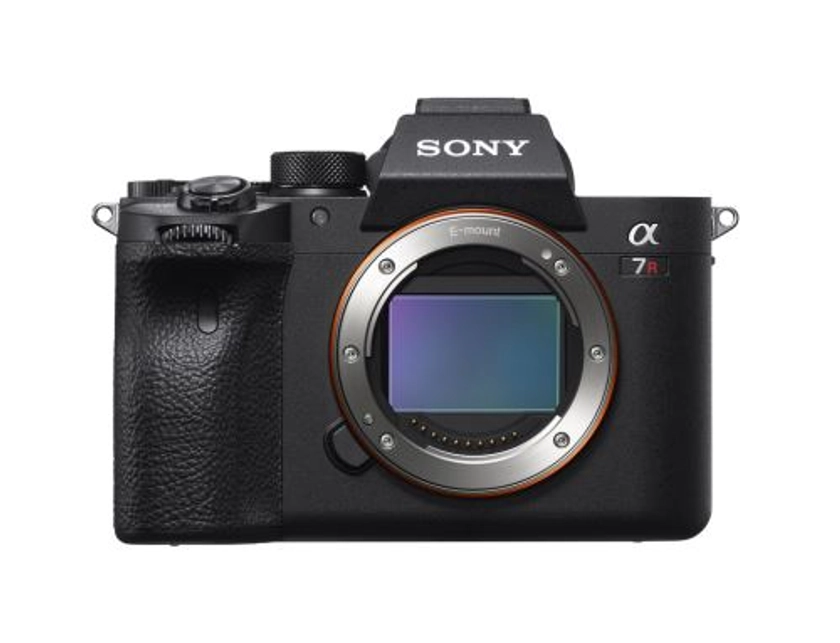 Appareil photo hybride Sony Alpha A7R IV boîtier nu noir : Un capteur plein format rétroéclairé et composé d’une résolution exceptionnelle de 61.0 Mégapixels. L’appareil est associé à une vitesse de mise au point et une réactivité très élevée, dans un boîtier maniable, compact et léger.