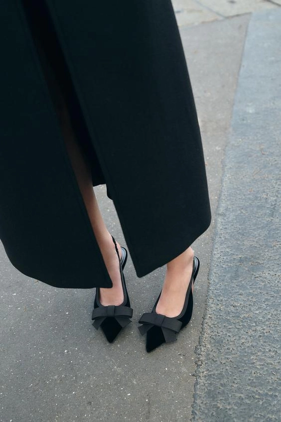 VELVET EFFECT SLINGBACKS WITH BOW DETAIL