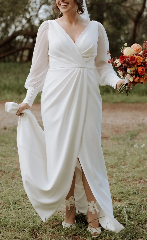 Karen Willis Holmes Nikki Curve Wedding Dress Save 61%