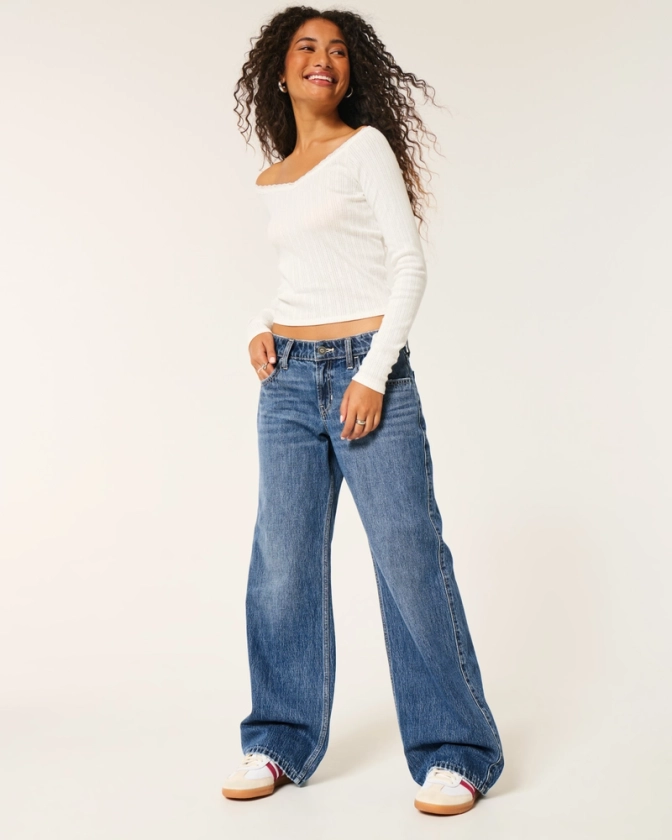 Women's Low-Rise Light Wash Baggy Jeans | Women's Bottoms | HollisterCo.com