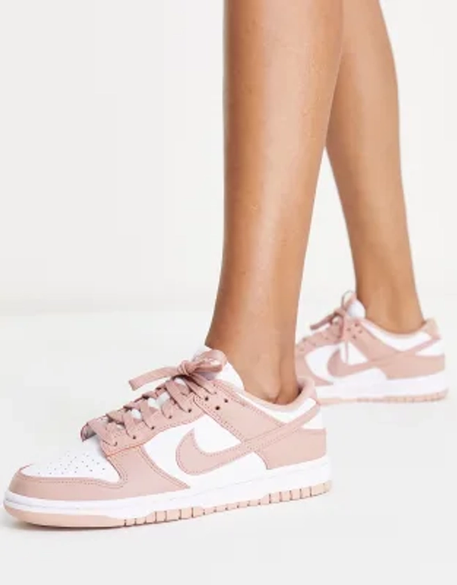 Nike - Dunk - Baskets basses - Blanc et rose pastel | ASOS