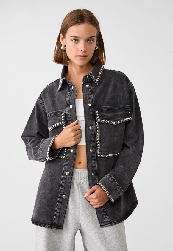 Blouson denim à clous - Mode femme | Stradivarius France