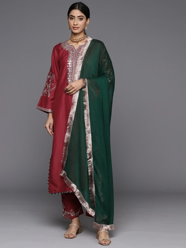 Varanga Women Floral Embroidered Regular Kurta with Trousers & With Dupatta