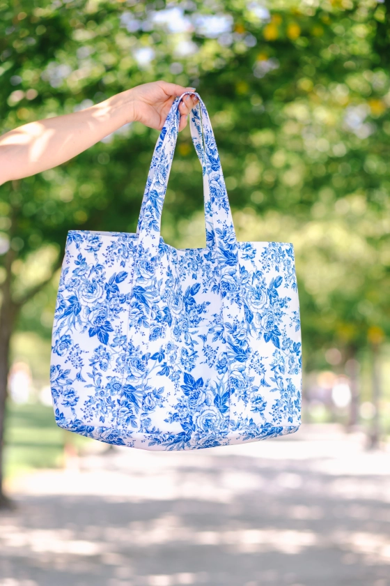 The Tote Bag in Countryside | Bags | Chelseareece.com