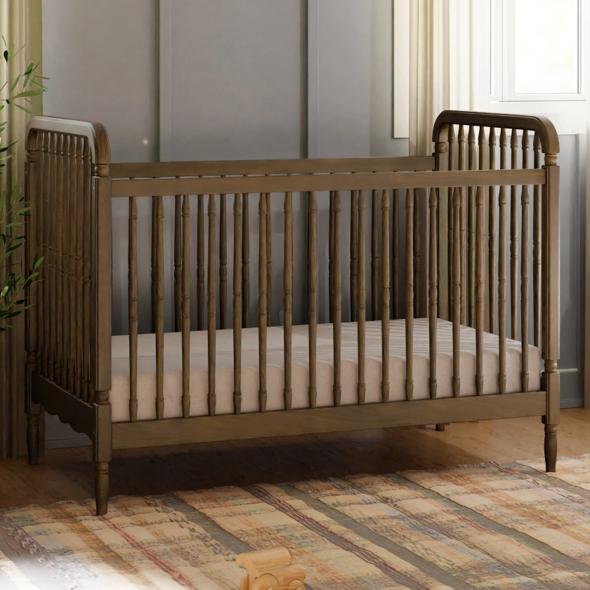 Liberty 3-in-1 Convertible Spindle Crib