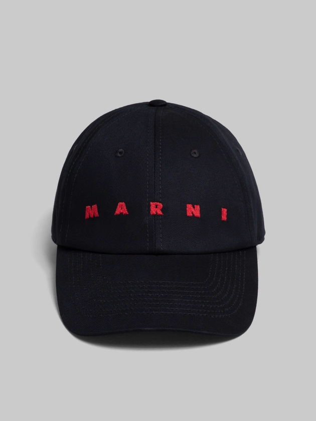 Black organic gabardine baseball cap with embroidered logo