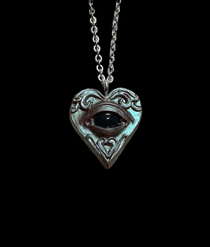 Tiny Resin Heart Mood Necklace - Color Changing Eye Option!