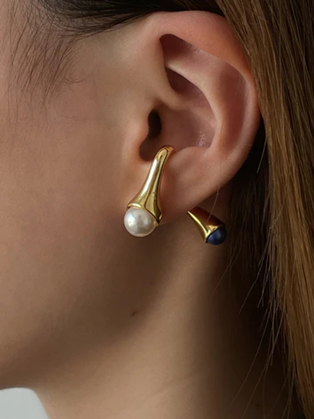 Single Stacking Pearl Golden Earrings