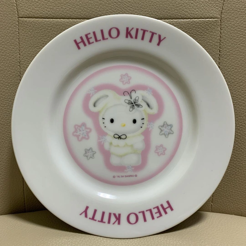 Hello Kitty Extremely Rare Kitty Snow Rabbit Plate 2004 Vintage Rare Best Limite