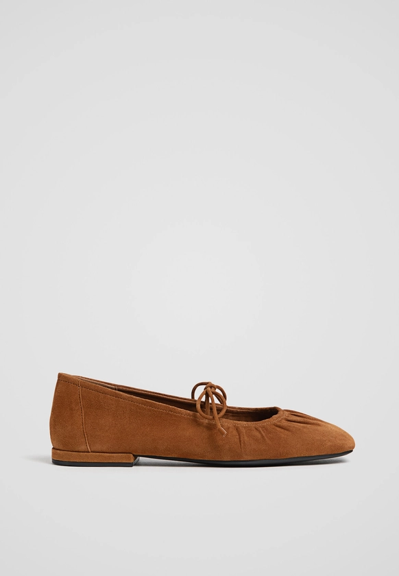 Ballerines plissées cuir - Toutes femme | Stradivarius France