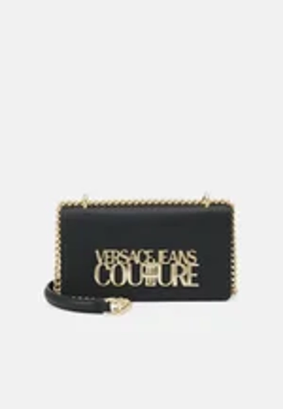 Versace Jeans Couture RANGE LOGO LOCK SKETCH BAGS - Sac bandoulière - black/noir - ZALANDO.FR