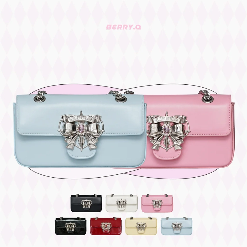 Heart of Kira Shoulder Bag