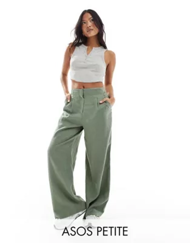 ASOS DESIGN Petite - Pantalon taille haute à pinces en lin mélangé - Kaki | ASOS