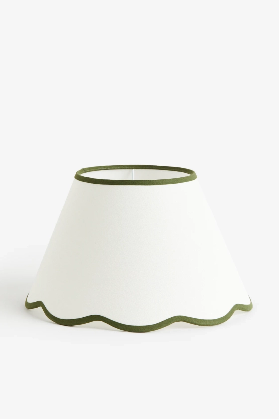 Scallop-edged lampshade - White/Dark green - Home All | H&M GB