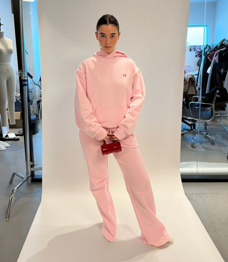 STRAIGHT SWEATPANT IN BOW PINK