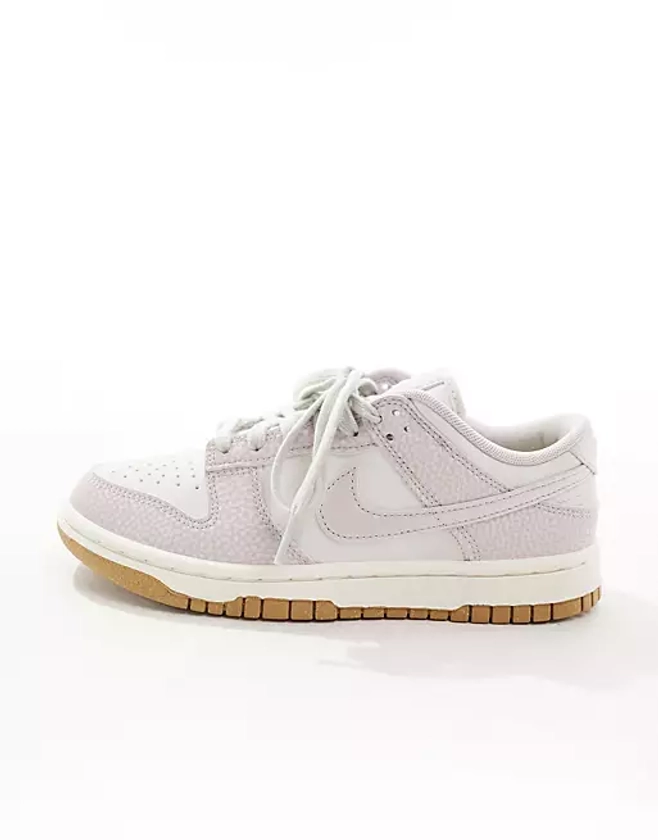 Nike - Dunk Low NN - Premium sneakers in wit en violet