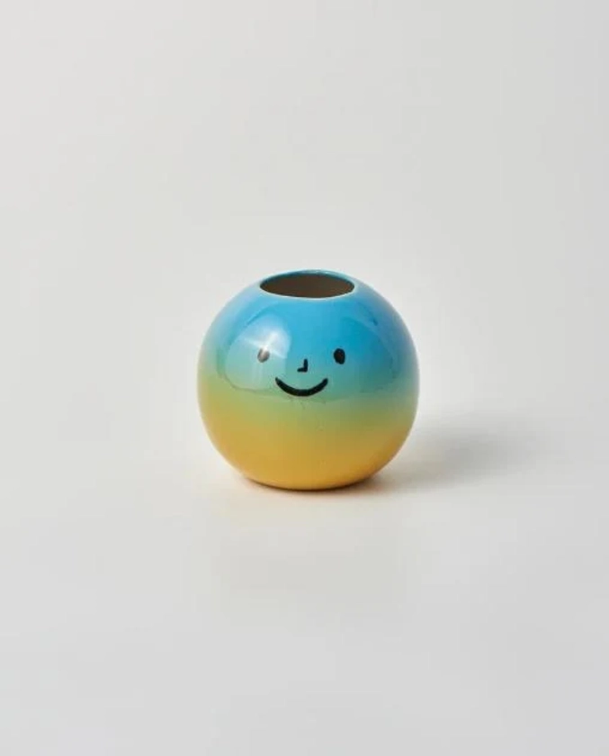 Jones & Co: Smiley Vase Blue