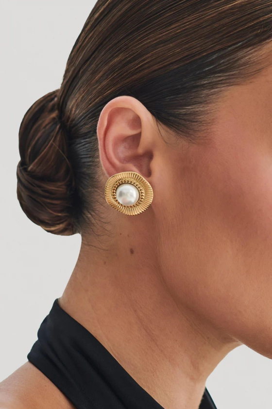 Zita Circle Pearl Earrings - Gold