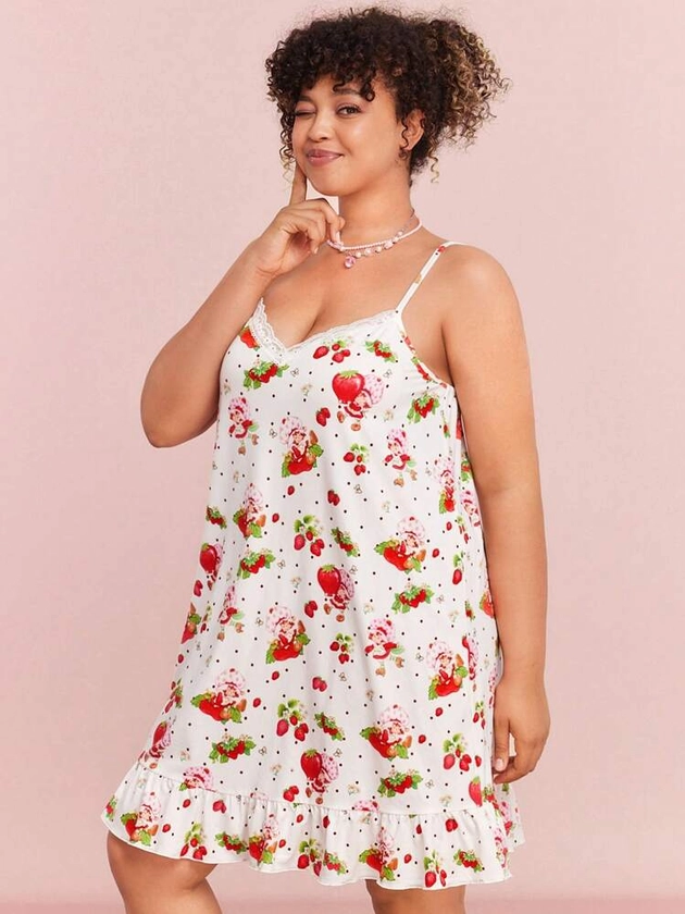 Strawberry Shortcake X SHEIN Plus Size Autumn Winter Cute Y2K Sexy Pastoral Casual White Strawberry Polka Dot Print Lace Ruffle Loose Strap Nightdress