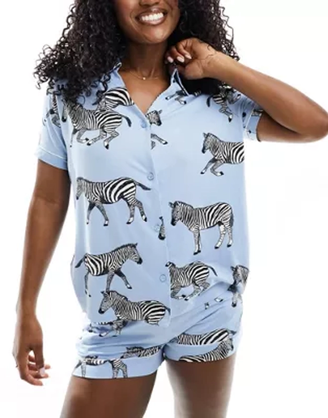 Chelsea Peers - Pyjama avec chemise col en V et short en polyester à imprimé zèbres - Bleu | ASOS