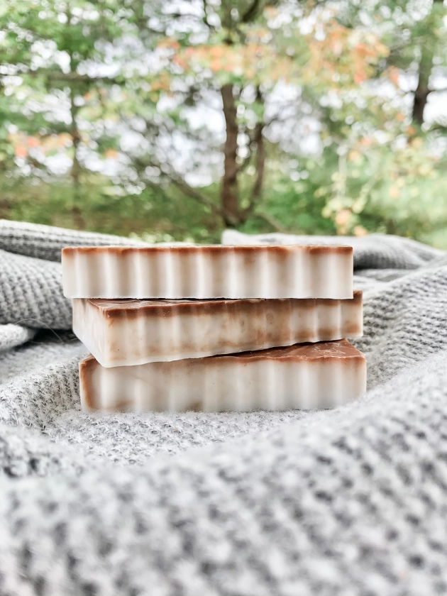 cocoa cashmere soap | sandalwood & vanilla