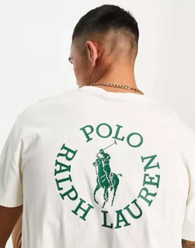 Collaboration exclusive - Polo Ralph Lauren x ASOS - T-shirt avec logo circulaire au dos - Crème | ASOS