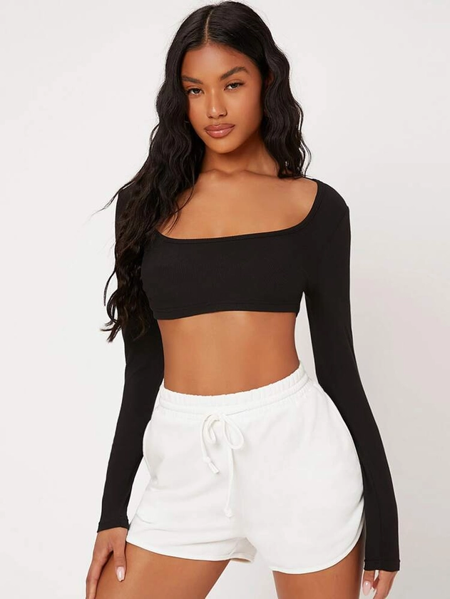 SHEIN BASICS Scoop Neck Solid Crop Top