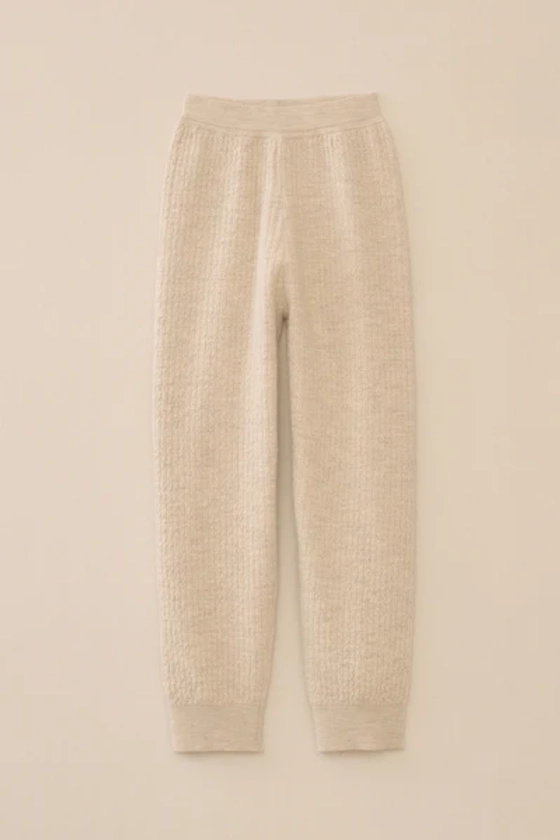 LINE QUILT PANTS