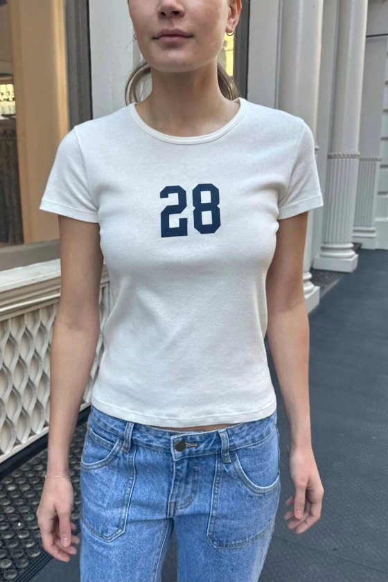 Hailie 28 Top