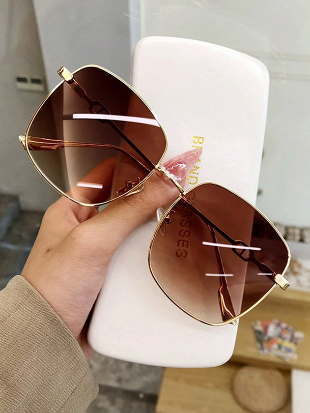 1pc Square Shape Fashionable Sunscreen Metal Sunglasses, Perfect For The Beach