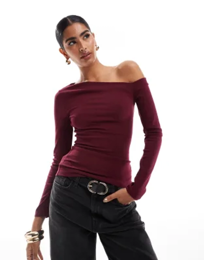 Stradivarius asymmetric detail top in burgundy | ASOS