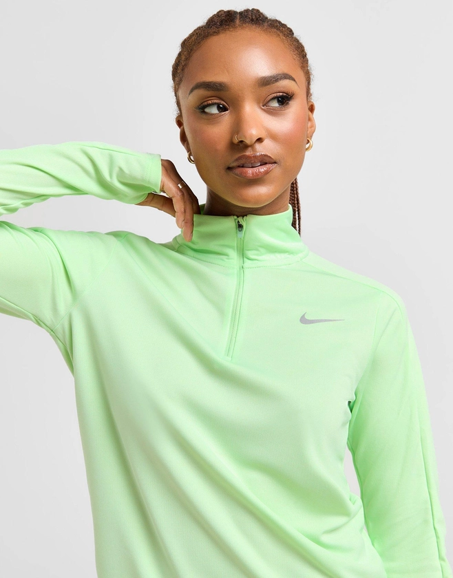 Nike Haut de survêtement zippé 1/4 Running Pacer Femme - JD Sports France 