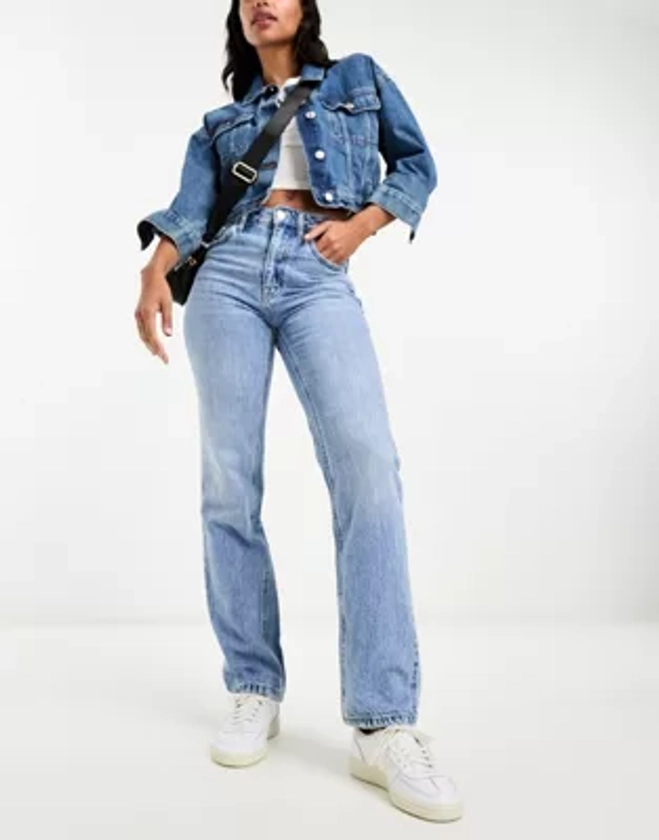 Stradivarius - STR - Jean droit - Délavage moyen | ASOS