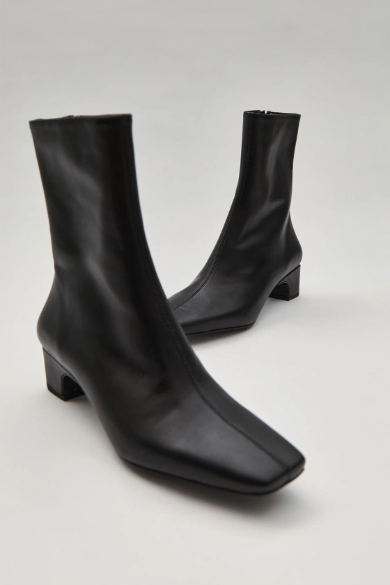 Ankle Boot - Black