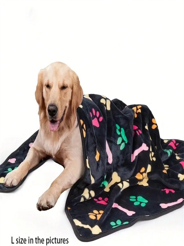 1pc Black Soft Fleece Pet Blanket With Paw Print Pattern, All Season Use For Dogs And Cats