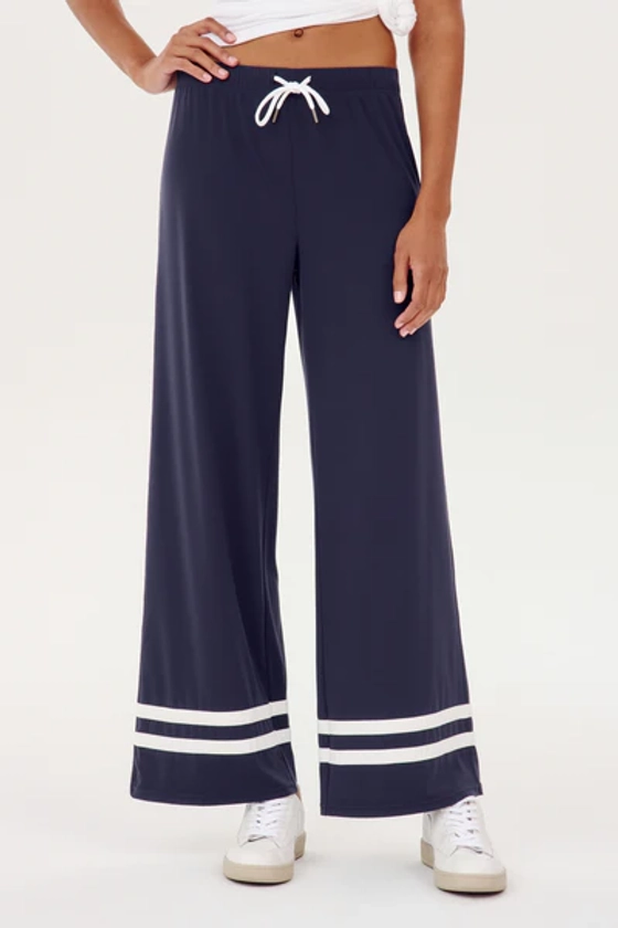 Quinn Airweight Wide Leg Pant - Indigo | SPLITS59