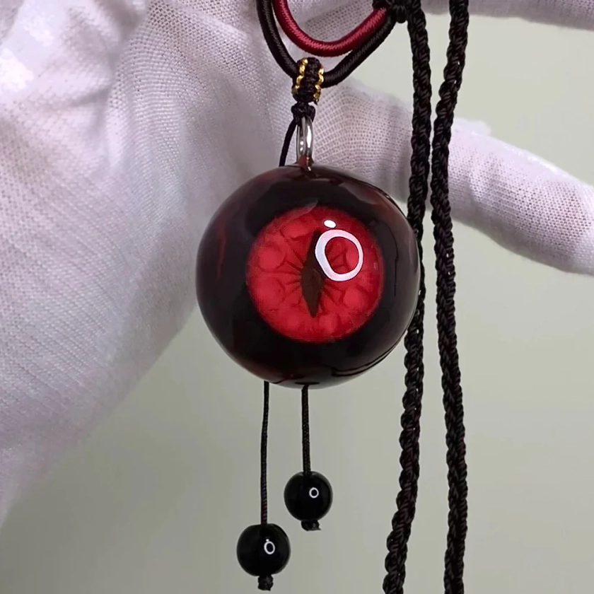 Solar Flare - Beast Pupil-Eye Pendant