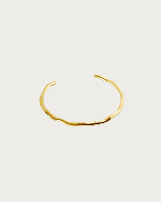 Golden Wave Bangle| En Route Jewelry | En Route Jewelry