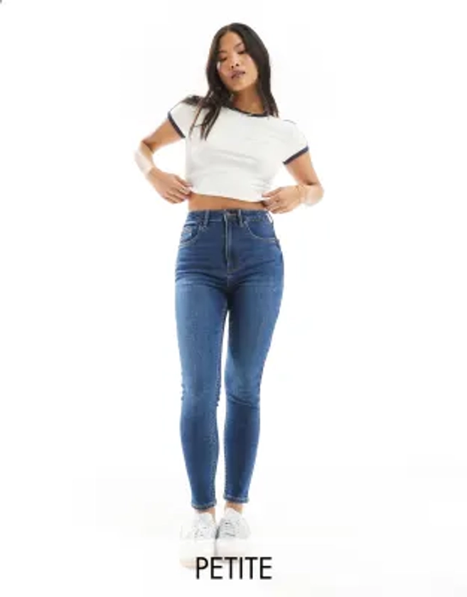 Bershka Petite - Jean skinny taille haute - Bleu moyen | ASOS