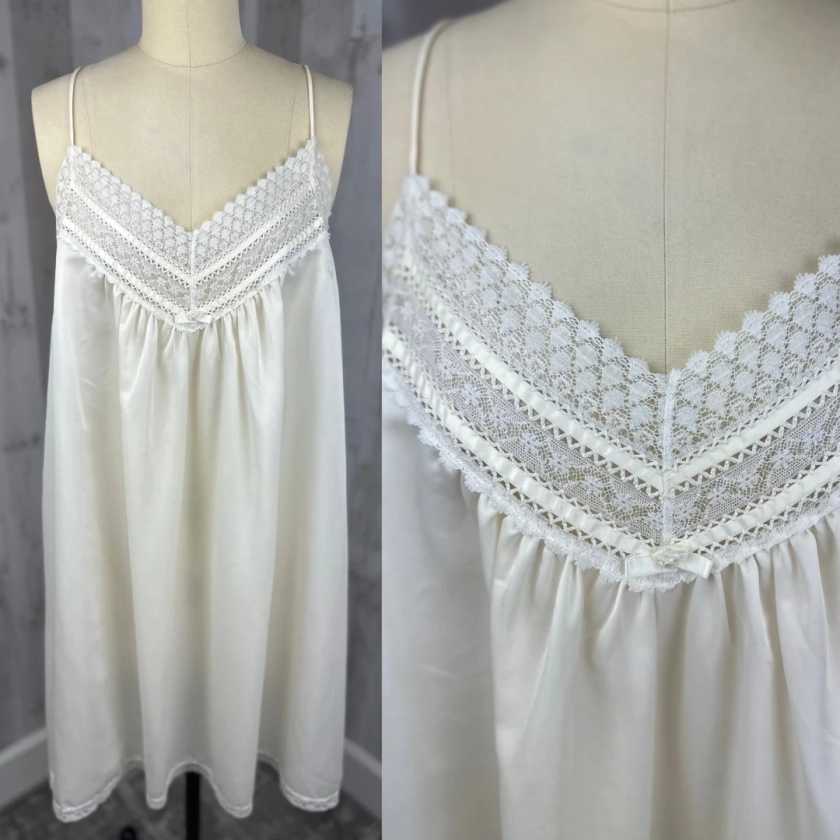 DIOR Vintage NOS 1980s Christian Dior White Babydoll Mini Honeymoon Nightie Negligee Nightgown Lace Lrg - Etsy Australia