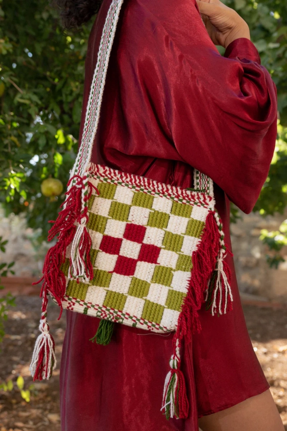 Rania hand-woven bag