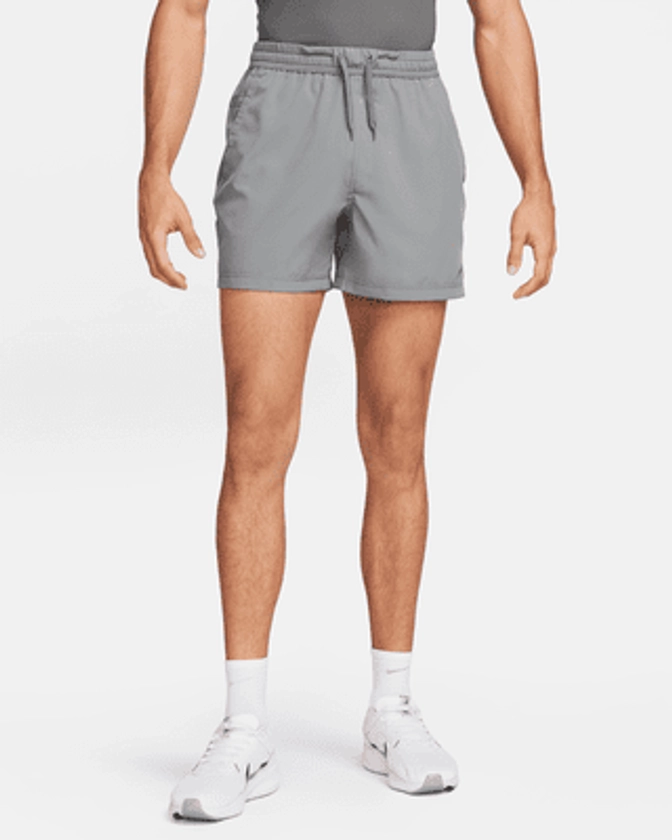 Nike Form Men's Dri-FIT 5" Unlined Versatile Shorts