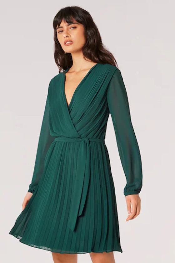 Apricot Green Pleated Long Sleeve Chiffon Wrap Dress