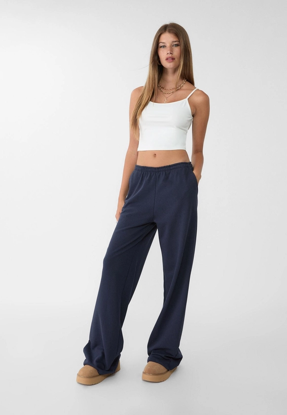 Wide-leg trousers