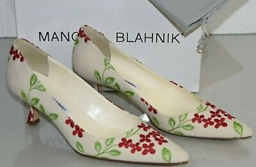 NEW Manolo Blahnik TITTO Flower Fabric BB Kitten Heels Pumps Ivory Red Shoes 41 | eBay