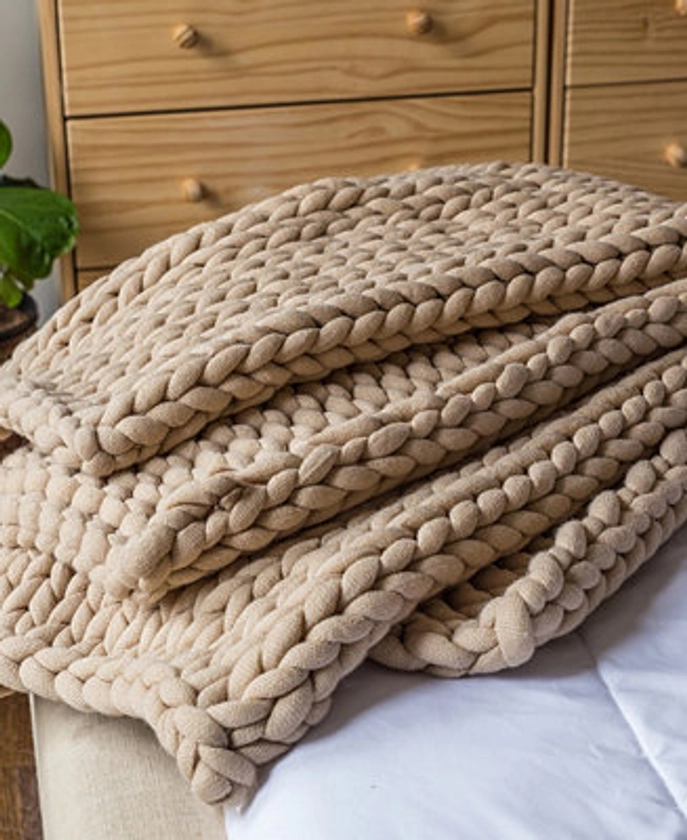 American Heritage Textiles Chunky Knit Throw, 40