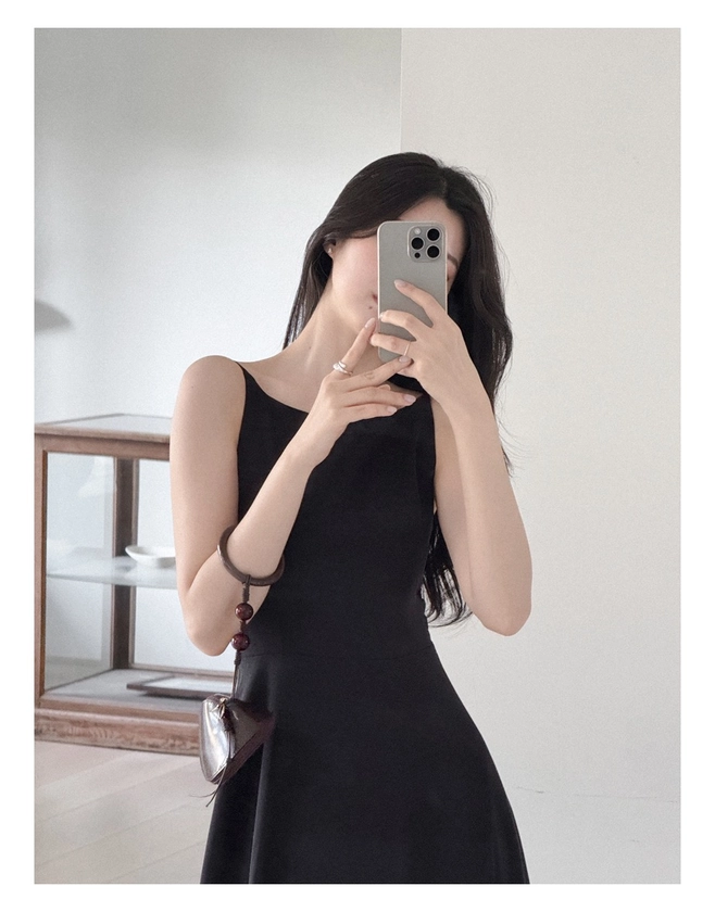 루미에르 보트넥 드레스 [블랙] (2size) - 유유알